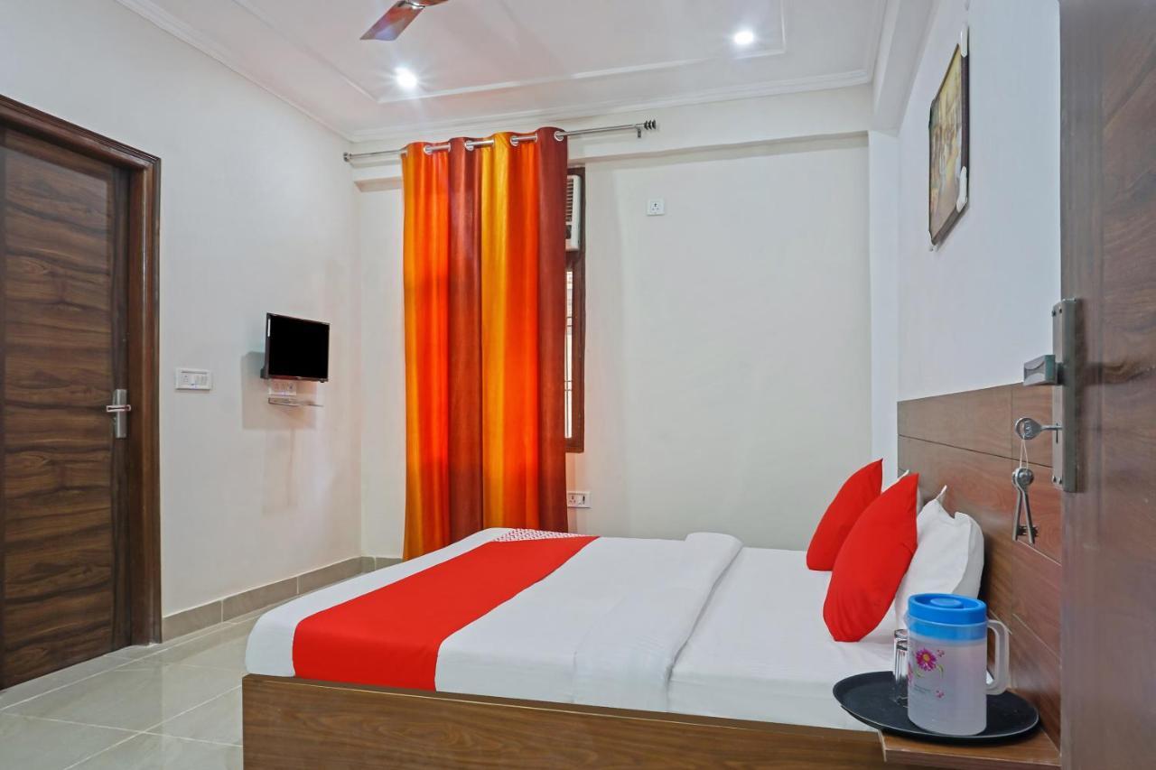 Hotel O Quadis 노이다 외부 사진