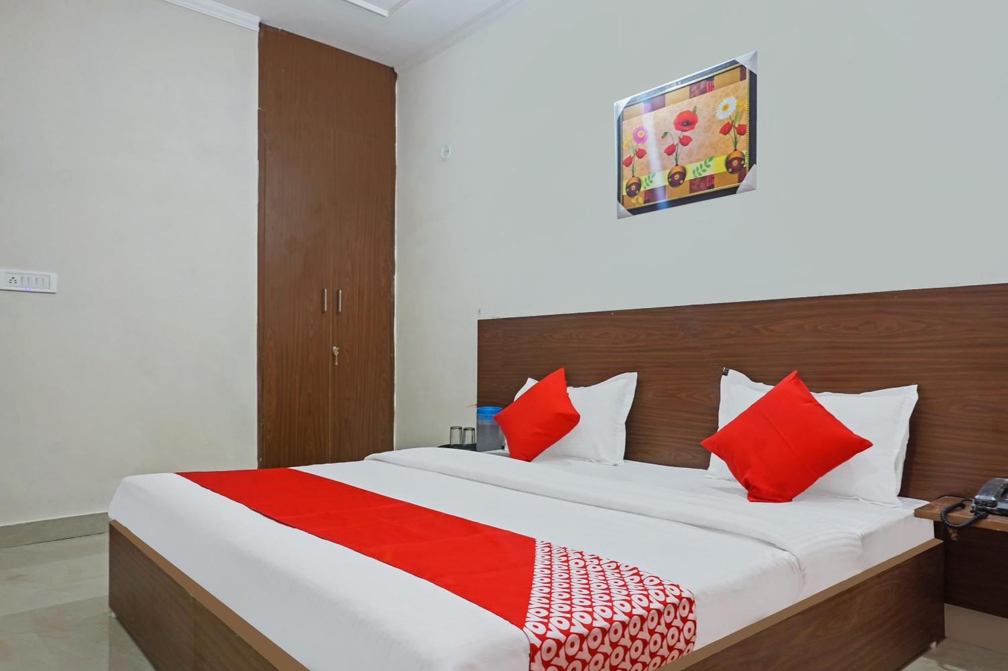 Hotel O Quadis 노이다 외부 사진